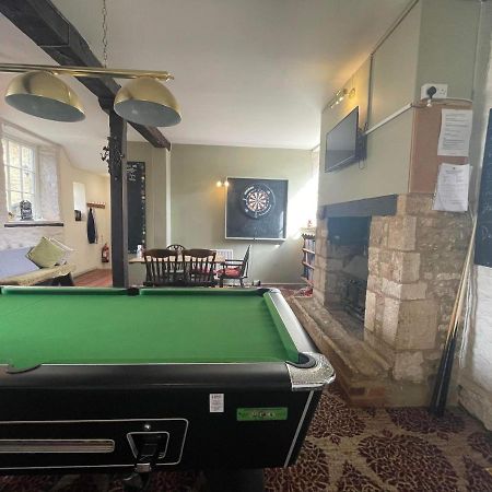 The Bell Inn Ducklington Exteriér fotografie
